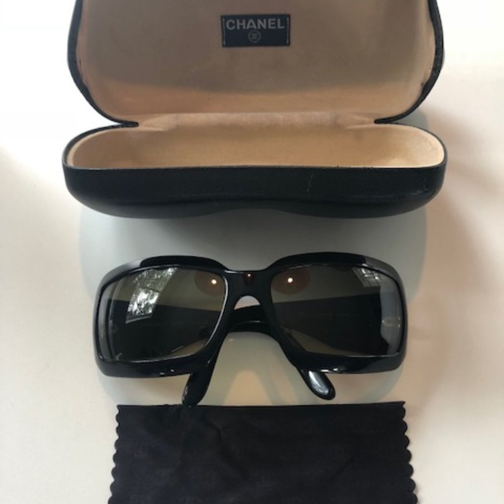CHANEL Mother of Pearl Sunglasses